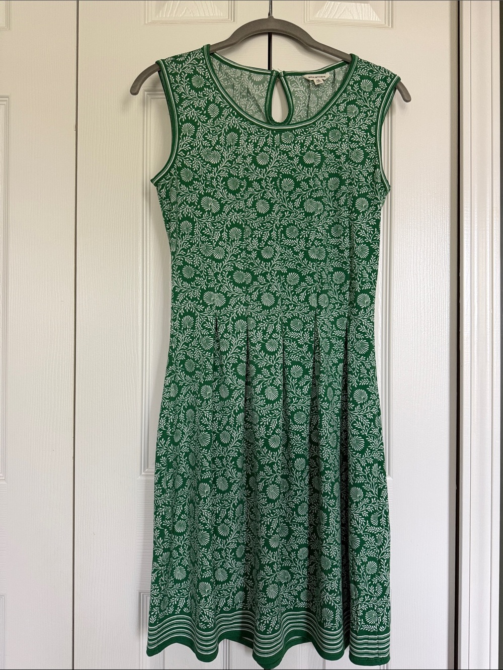 Max Studio Green Floral Sleeveless Fit-and-Flare Dress